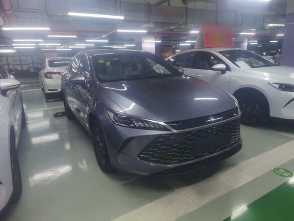 BYD Qin PLUS 2025, 100 км, за 12870 USD