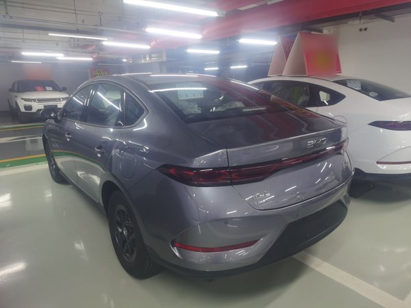 BYD Qin PLUS 2025, 100 км, за 12870 USD - фото 7