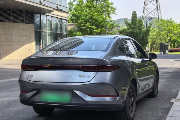 BYD Qin PLUS 2025, 13400 км, за 10354 USD - фото 16