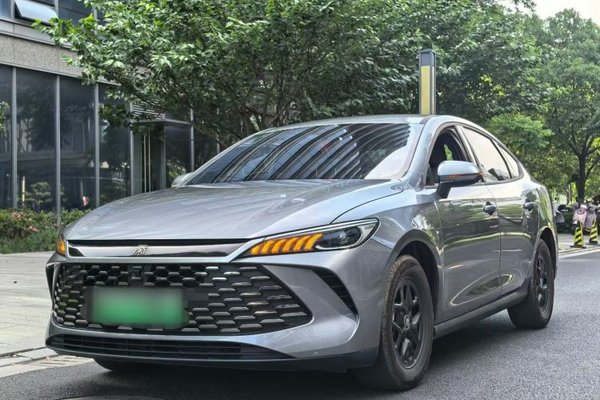 BYD Qin PLUS · 2025 год
