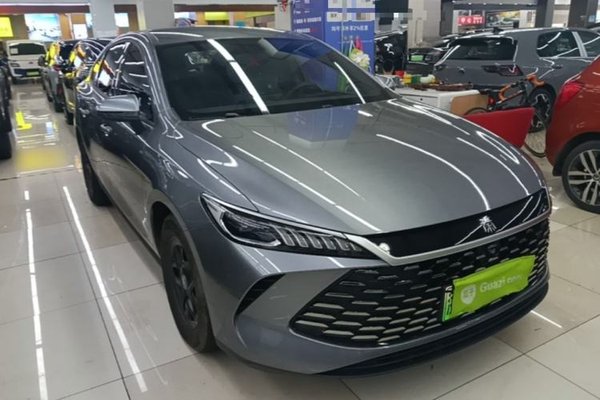 BYD Qin PLUS 2025, 13400 км, за 10354 USD