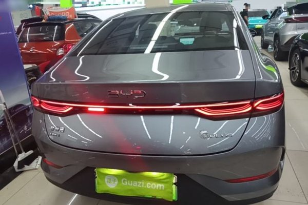 BYD Qin PLUS 2025, 13400 км, за 10354 USD - фото 6