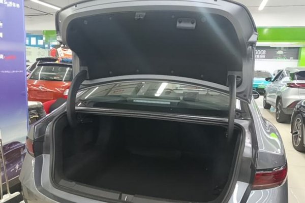 BYD Qin PLUS 2025, 13400 км, за 10354 USD - фото 27
