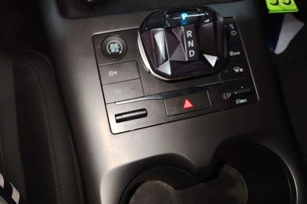 BYD Qin PLUS 2025, 14800 км, за 11232 USD - фото 16
