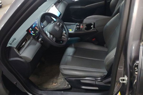 BYD Qin PLUS 2025, 14800 км, за 11232 USD - фото 17