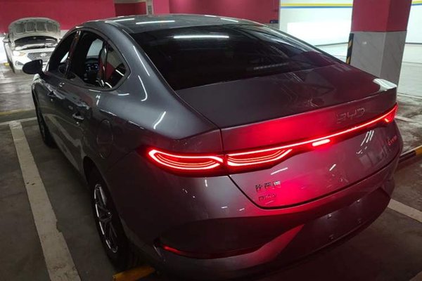 BYD Qin PLUS 2025, 14800 км, за 11232 USD - фото 4