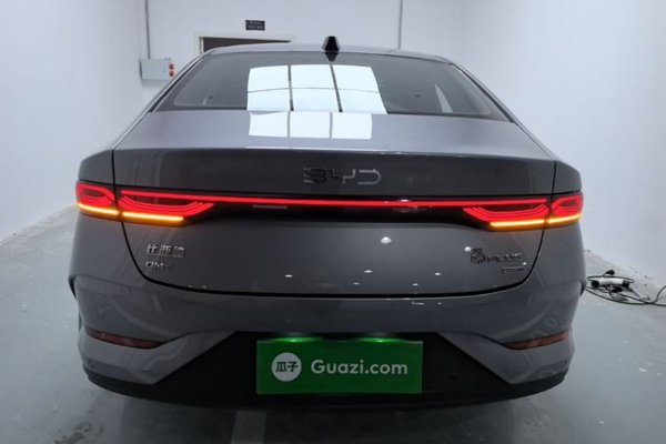 BYD Qin PLUS 2025, 2400 км, за 13255 USD