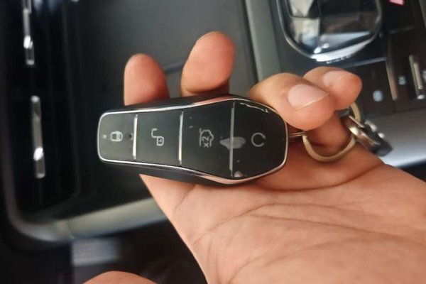 BYD Qin PLUS 2025, 300 км, за 11421 USD - фото 28