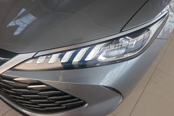 BYD Qin PLUS 2025, 300 км, за 11421 USD - фото 8
