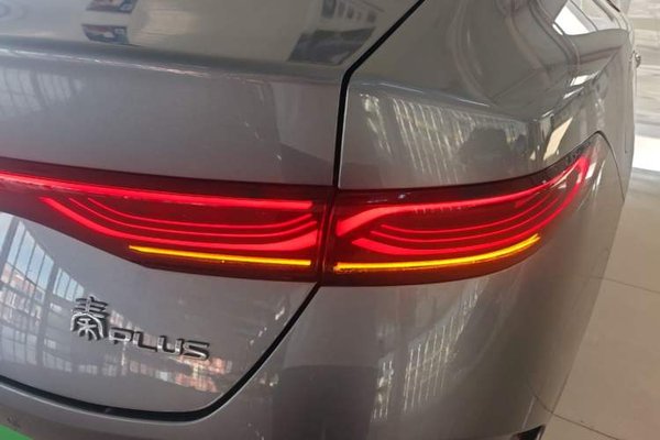 BYD Qin PLUS 2025, 300 км, за 11421 USD - фото 9