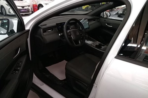 BYD Qin PLUS 2025, 100 км, за 12951 USD - фото 19