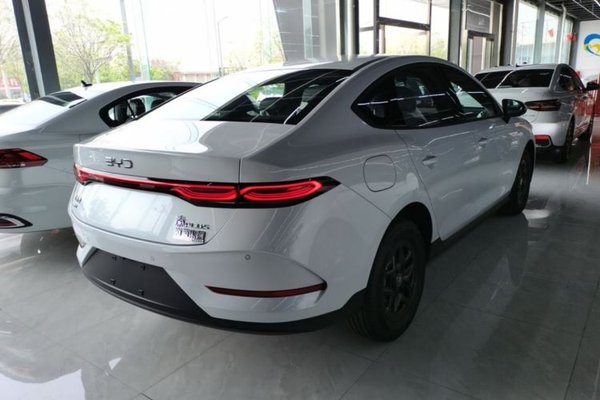 BYD Qin PLUS 2025, 100 км, за 13391 USD - фото 7