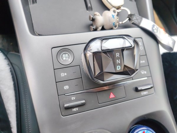 BYD Qin PLUS 2025, 13100 км, за 11350 USD - фото 12