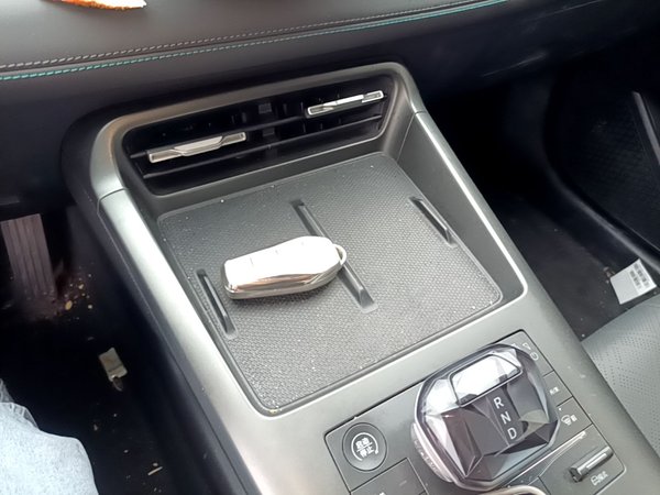 BYD Qin PLUS 2025, 22700 км, за 10290 USD - фото 12