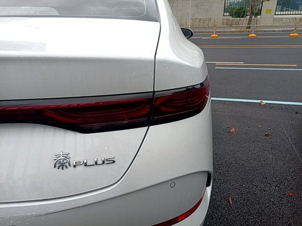 BYD Qin PLUS 2025, 22700 км, за 10290 USD - фото 7