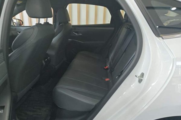 BYD Qin PLUS 2025, 3100 км, за 13561 USD - фото 20