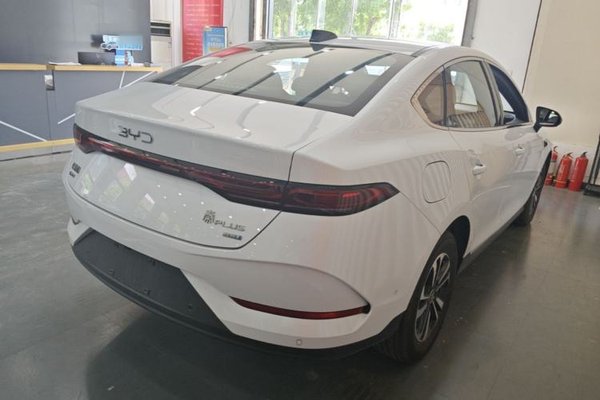 BYD Qin PLUS 2025, 3100 км, за 13561 USD - фото 6