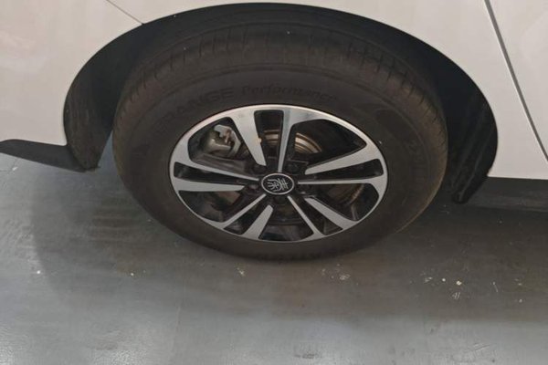 BYD Qin PLUS 2025, 3100 км, за 13561 USD - фото 11