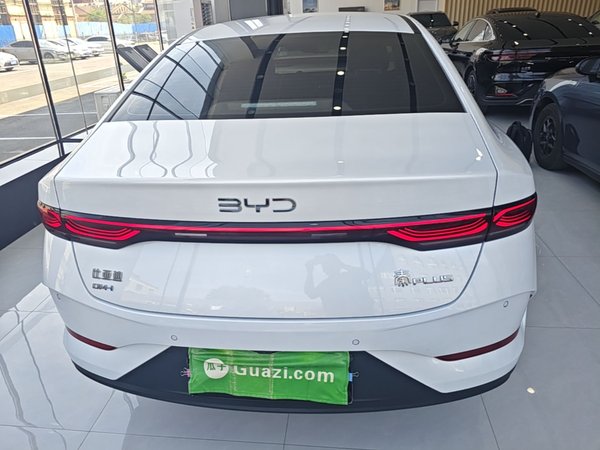 BYD Qin PLUS 2025, 8900 км, за 10514 USD