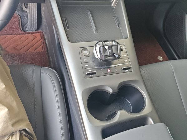 BYD Qin PLUS 2025, 8900 км, за 10514 USD - фото 17