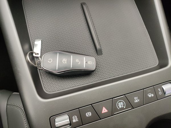 BYD Qin 2026, 100 км, за 11578 USD - фото 9