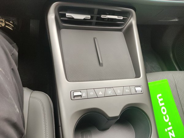 BYD Qin 2026, 100 км, за 11578 USD - фото 15