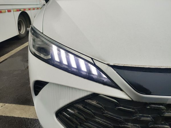 BYD Qin 2026, 100 км, за 11578 USD - фото 7