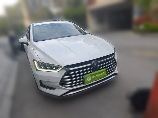 BYD Qin Pro New Energy 2018, 104900 км, за 7181 USD