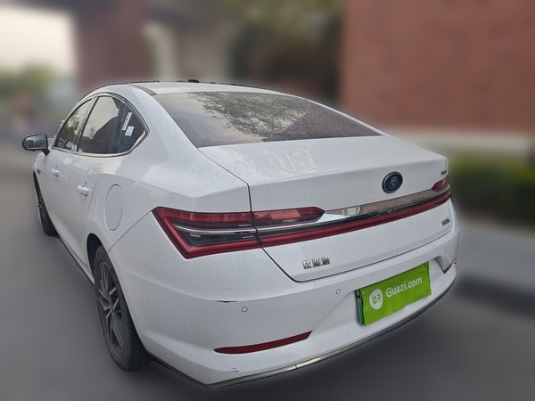 BYD Qin Pro New Energy 2018, 104900 км, за 7181 USD