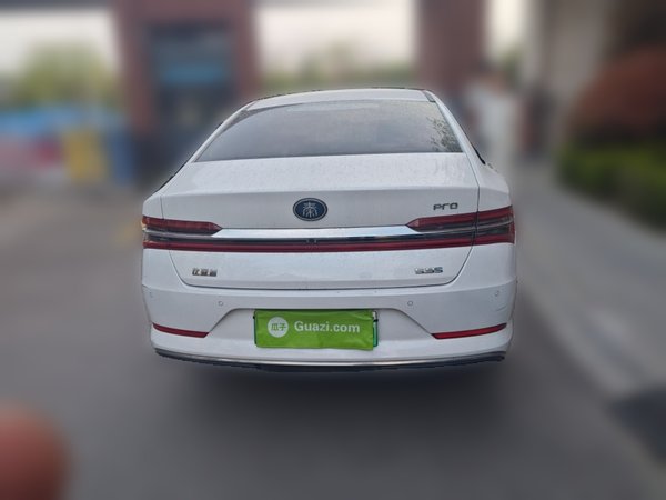 BYD Qin Pro New Energy 2018, 104900 км, за 7181 USD