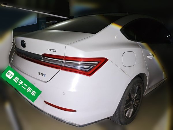 BYD Qin Pro New Energy 2018, 49300 км, за 6031 USD