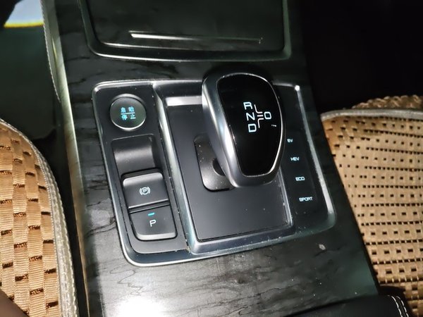 BYD Qin Pro New Energy 2018, 49300 км, за 6031 USD - фото 15