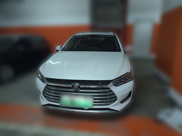 BYD Qin Pro New Energy 2019, 19400 км, за 7145 USD