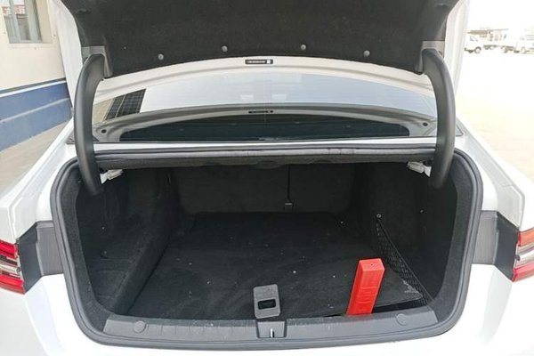 BYD Qin Pro New Energy 2019, 35400 км, за 8621 USD - фото 22