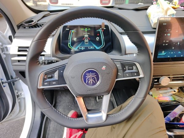 BYD Qin Pro New Energy 2019, 89000 км, за 5989 USD - фото 7