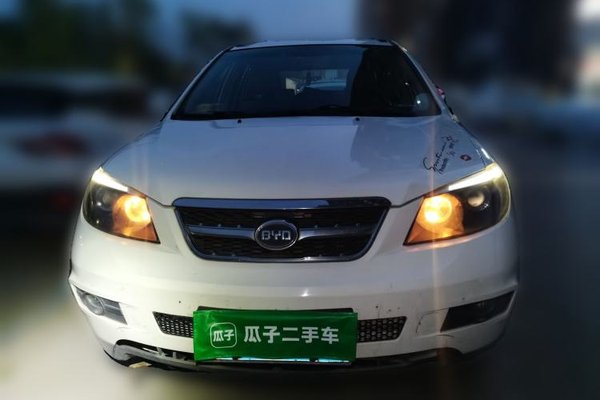 BYD S6 2013, 119500 км, за 2796 USD