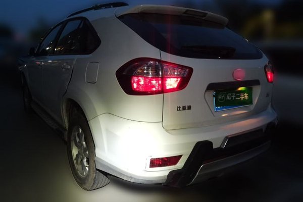 BYD S6 2013, 119500 км, за 2796 USD