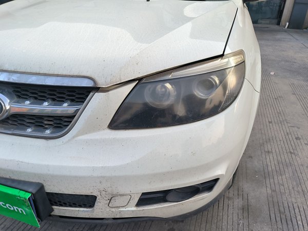 BYD S6 2014 2.0L Manual Luxury 5-Seater, 2014 года