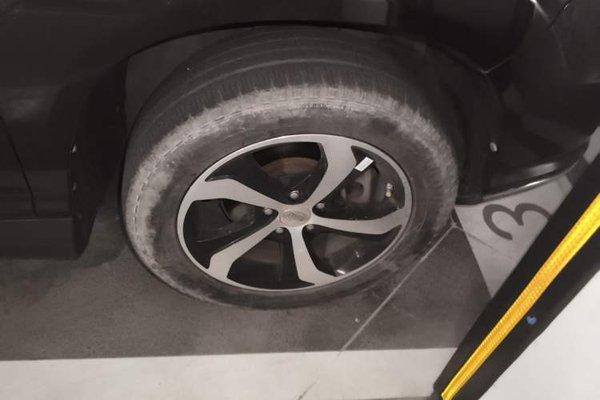 BYD S7 2015, 123800 км, за 3487 USD