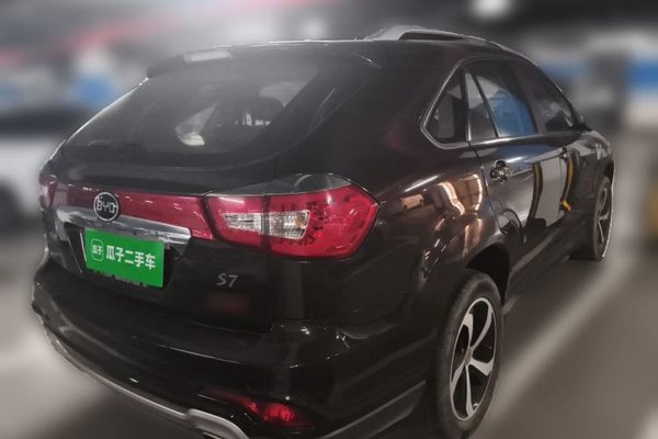 BYD S7 2015, 123800 км, за 3487 USD