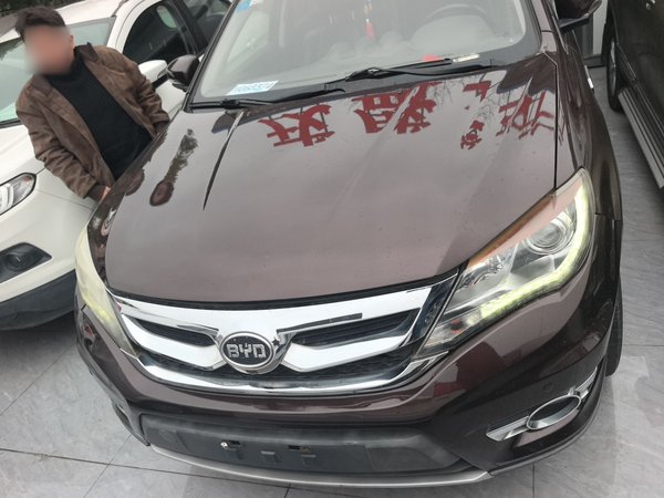 BYD S7 2015 2.0T Automatic Prestige Model, 2015 года