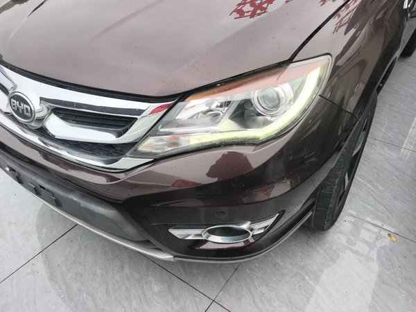 BYD S7 2015 2.0T Automatic Prestige Model, 2015 года