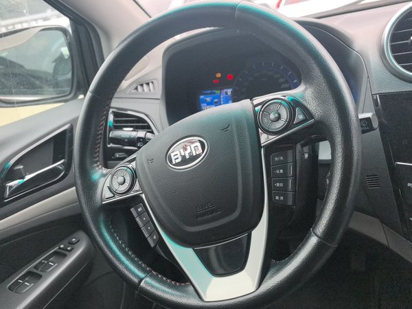 BYD S7 2015, 143000 км, за 4887 USD - фото 12