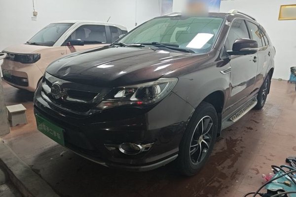 BYD S7 · 2016 год