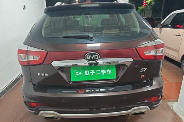 BYD S7 2016, 93200 км, за 4012 USD