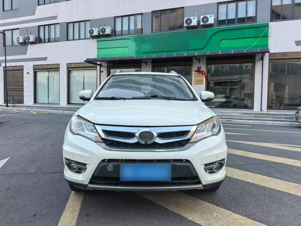 BYD S7 2016 1.5T Manual Luxury Edition, 2016 года