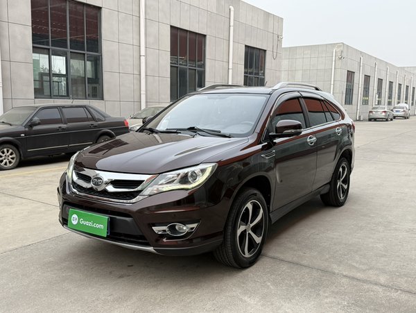 BYD S7 2016, 84400 км, за 4271 USD