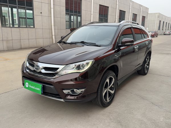 BYD S7 2016 2.0T Automatic Prestige Edition