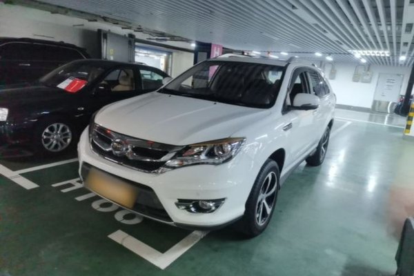 BYD S7 · 2016 год