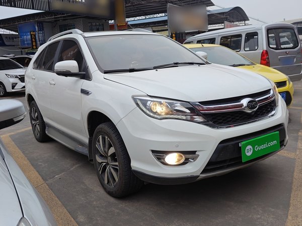 BYD S7 2017, 52600 км, за 5454 USD